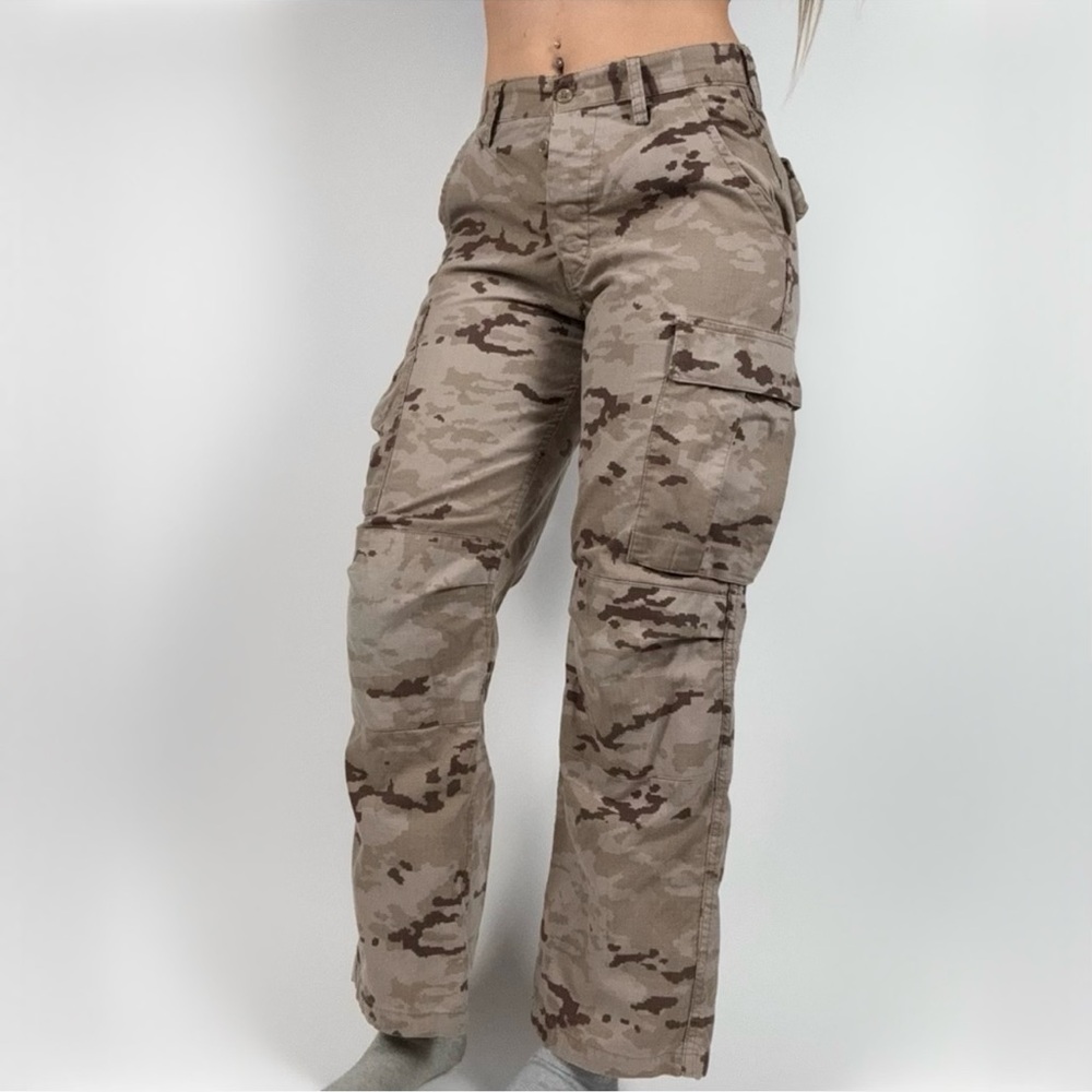 ❌SOLD❌ Tan Camo Straight-Leg Cargo Pants - Picture 3 of 7